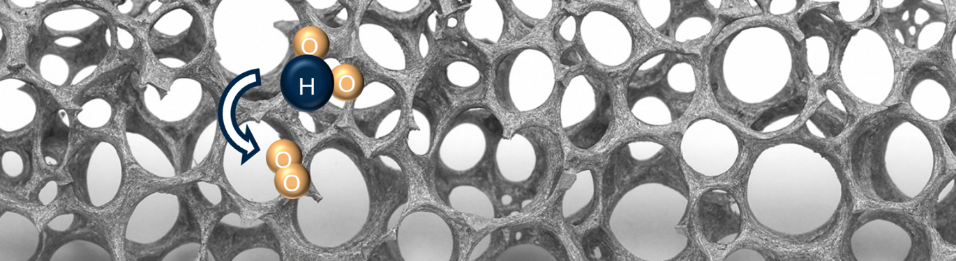 Microscopic view of a porous nickel foam electrode overlaid with a schematic of the oxygen evolution reaction (OER), highlighting how hydrogen and oxygen are split during electrochemical water splitting.